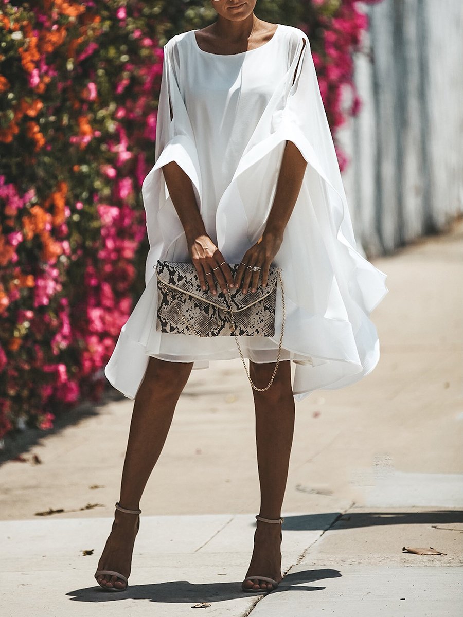 Elegant crew neck flared sleeve dress