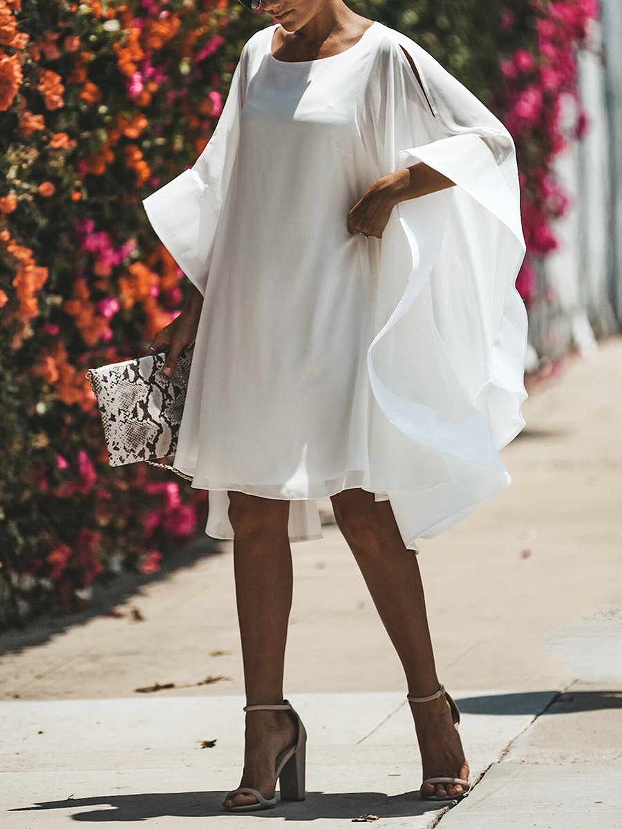 Elegant crew neck flared sleeve dress